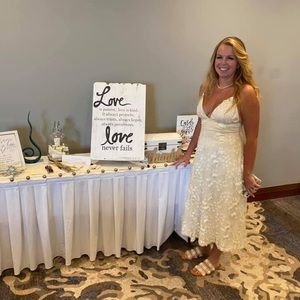 Lulu lace dress | Wedding, bridal shower, brunch or engagement, mid length sz M